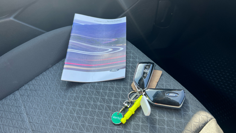 Ford Transit Connect 250 L2 Petrol 1.5 EcoBoost PHEV 150 Limited Van Auto